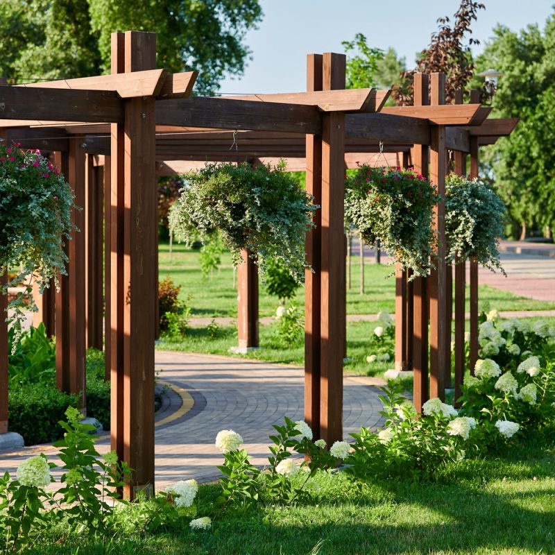 architektura-ogrodowa-altany-tarasy-donice-szpalery-pergole-apodis